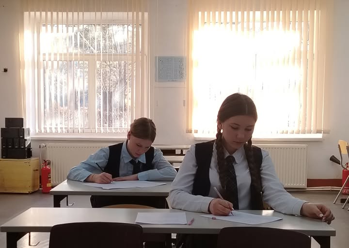 Лингвистика бойынша республикалық олимпиаданың екінші кезеңіне қатыстық